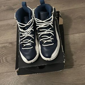 Air Jordan 12 Retro GS Grade School 7y Navy Blue & White